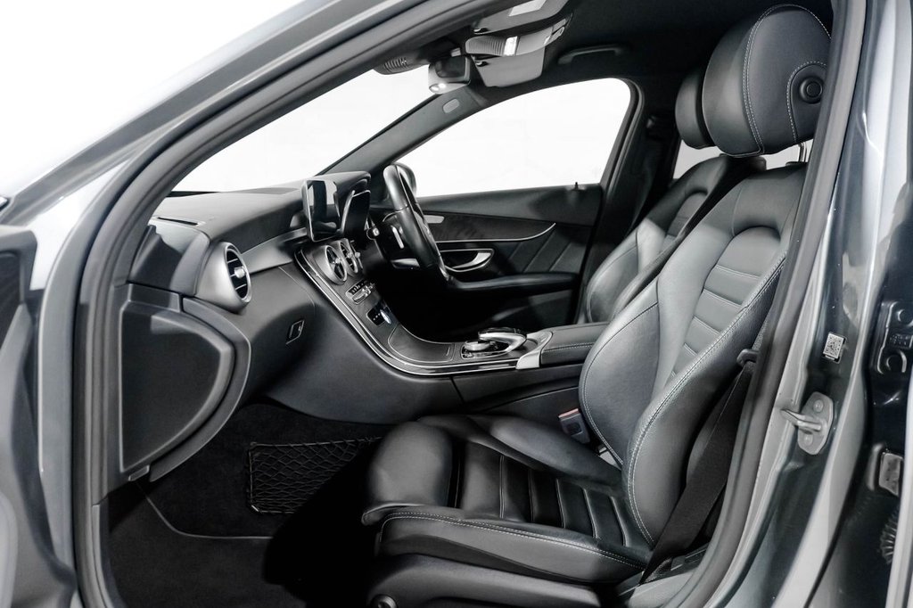 Used Mercedes-Benz C Class 2019 for sale - 77582947: Photo 42