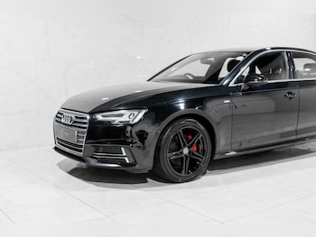 Used Audi A4 2017 for sale - 76417187: Photo