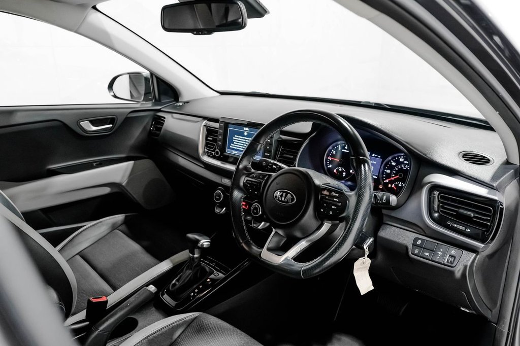 Used Kia Stonic 2020 for sale - 76416933: Photo 30