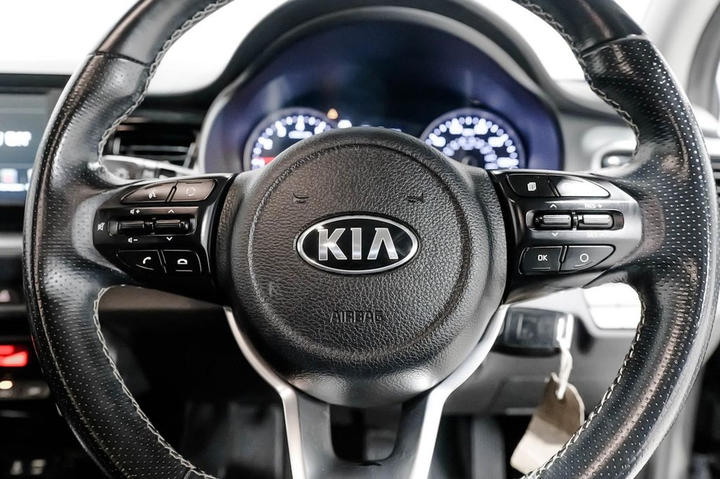 Used Kia Stonic 2020 for sale - 76416933: Photo 33