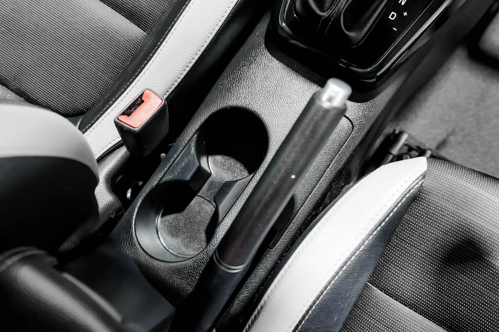 Used Kia Stonic 2020 for sale - 76416933: Photo 42