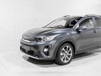 Used Kia Stonic 2020 for sale - 76416933: Photo