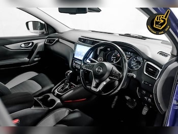 Used Nissan Qashqai 2017 for sale - 77080369: Photo