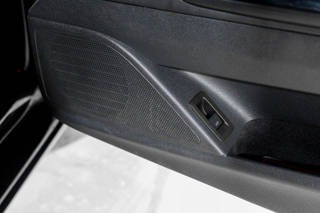 Used Volkswagen Scirocco 2013 for sale - 77571477: Photo 28