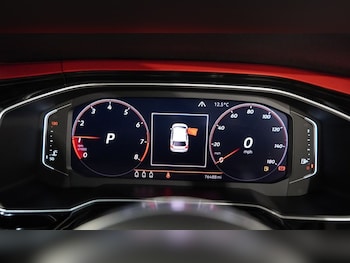 Used Volkswagen Polo 2019 for sale - 78082521: Photo