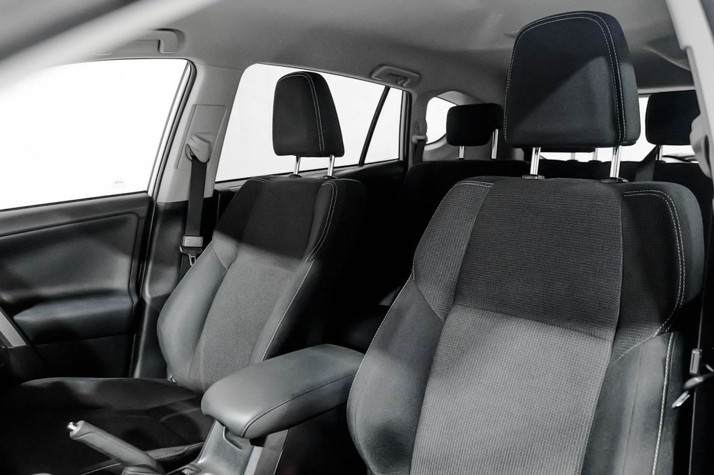 Used Toyota RAV4 2016 for sale - 77436964: Photo 12