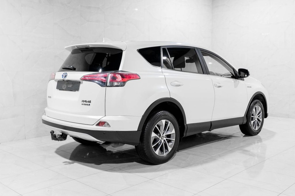 Used Toyota RAV4 2016 for sale - 77436964: Photo 16