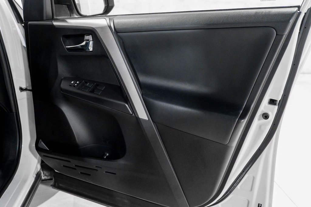 Used Toyota RAV4 2016 for sale - 77436964: Photo 27