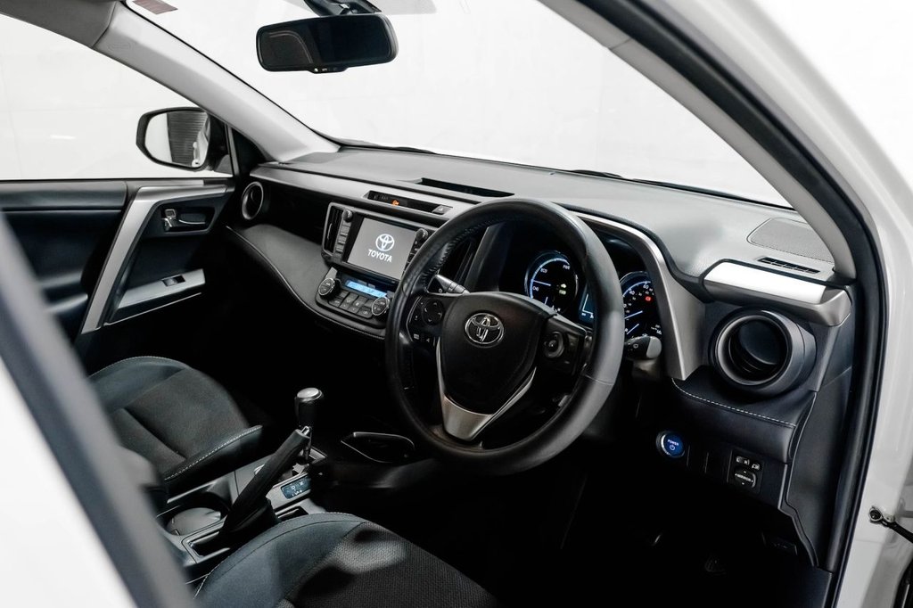 Used Toyota RAV4 2016 for sale - 77436964: Photo 29