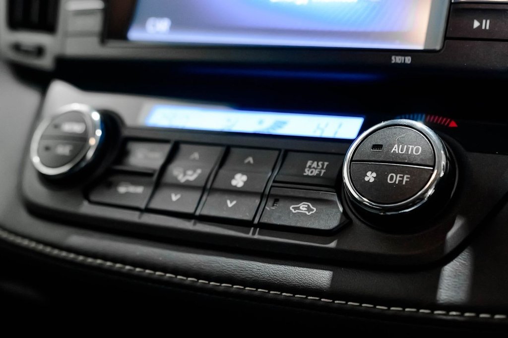 Used Toyota RAV4 2016 for sale - 77436964: Photo 36