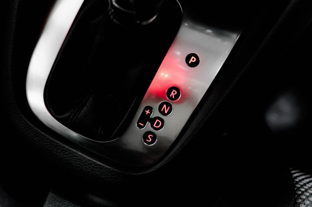 Used Volkswagen Golf 2013 for sale - 76417021: Photo 24