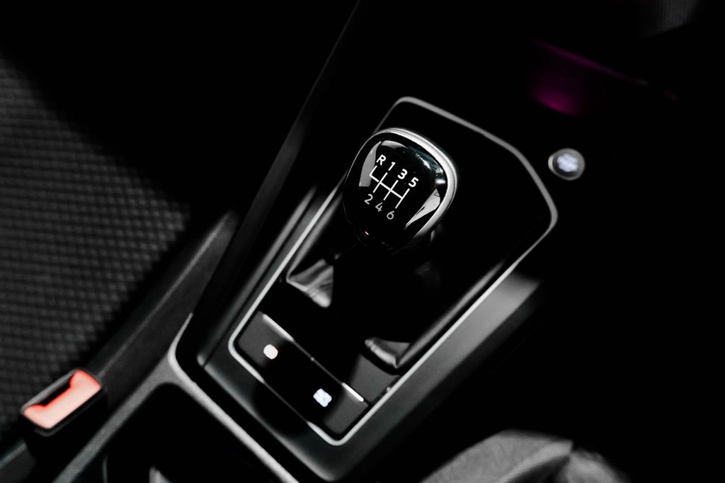 Used Volkswagen Golf 2021 for sale - 76417089: Photo 24