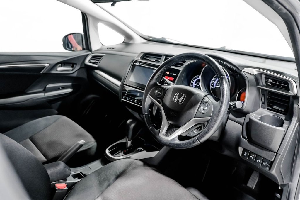 Used Honda Jazz 2017 for sale - 76416885: Photo 16