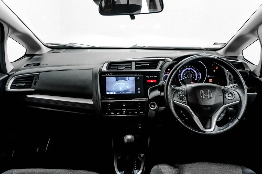 Used Honda Jazz 2017 for sale - 76416885: Photo 28