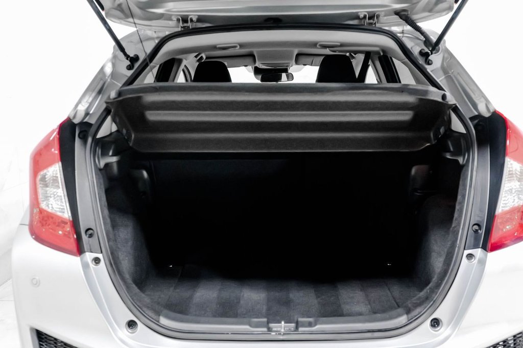 Used Honda Jazz 2017 for sale - 76416885: Photo 8