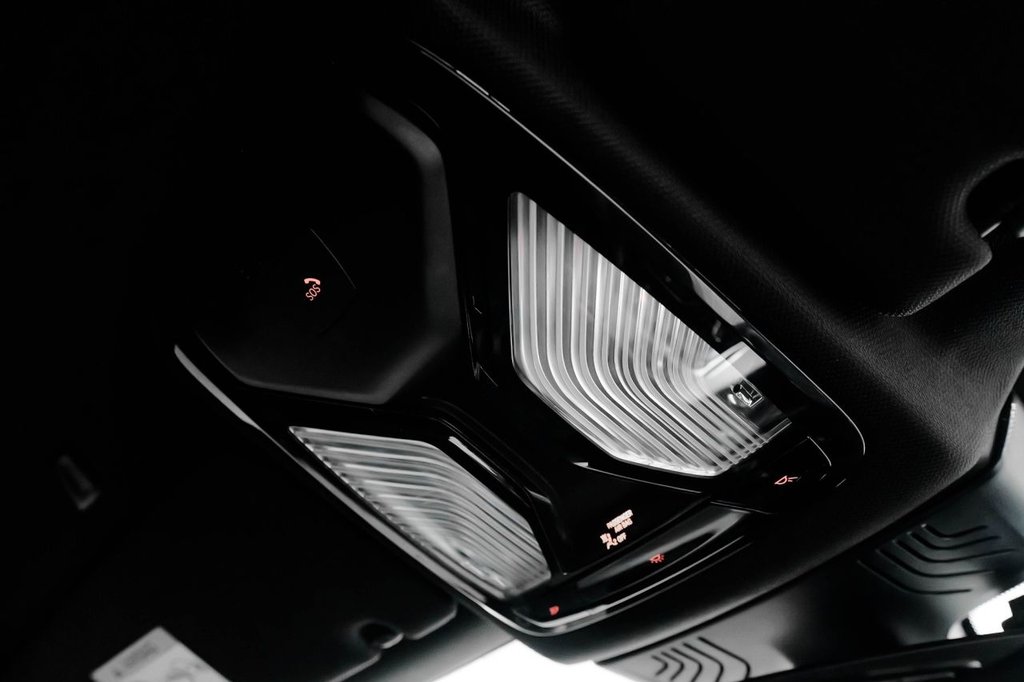 Used BMW 5 Series 2017 for sale - 77133617: Photo 40