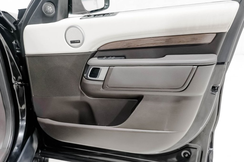 Used Land Rover Discovery 2017 for sale - 76416886: Photo 11