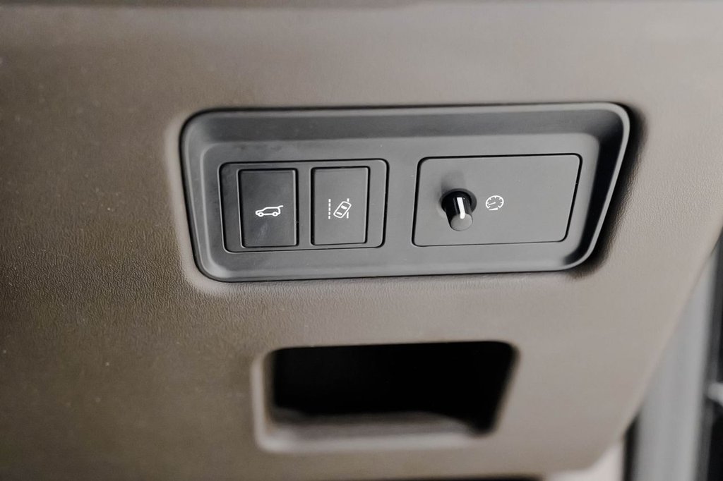 Used Land Rover Discovery 2017 for sale - 76416886: Photo 15