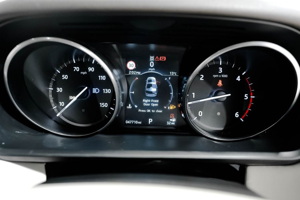 Used Land Rover Discovery 2017 for sale - 76416886: Photo 16