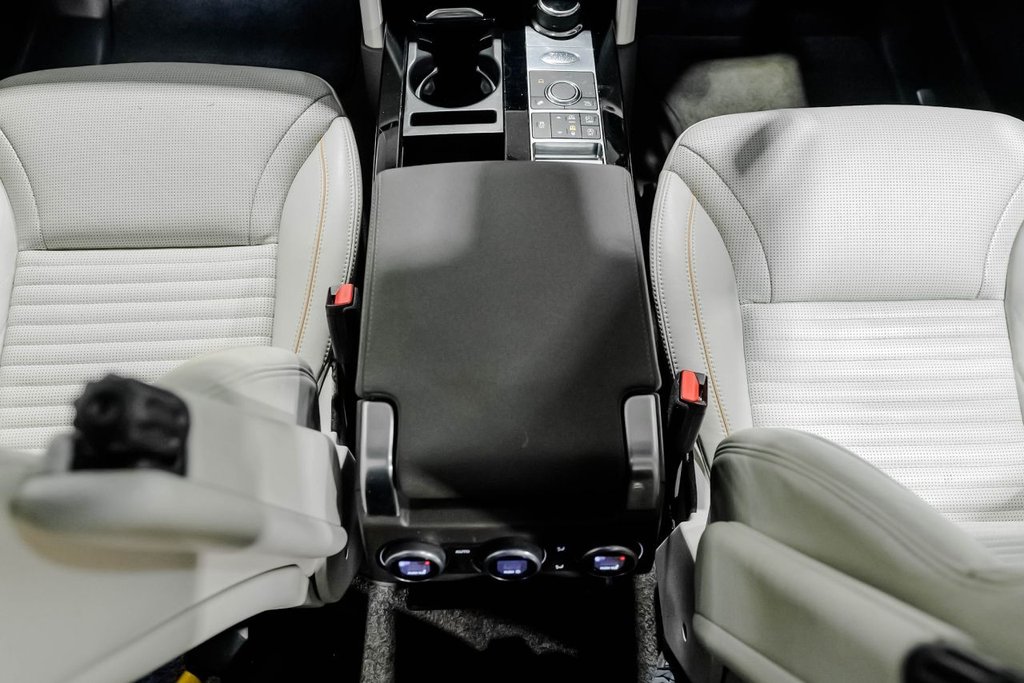 Used Land Rover Discovery 2017 for sale - 76416886: Photo 34