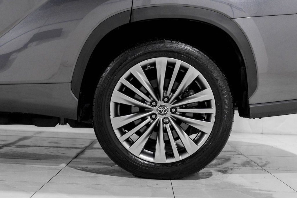 Used Toyota Highlander 2021 for sale - 77564002: Photo 11