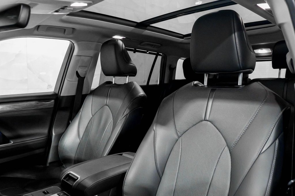 Used Toyota Highlander 2021 for sale - 77564002: Photo 12