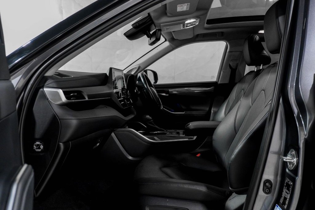 Used Toyota Highlander 2021 for sale - 77564002: Photo 13