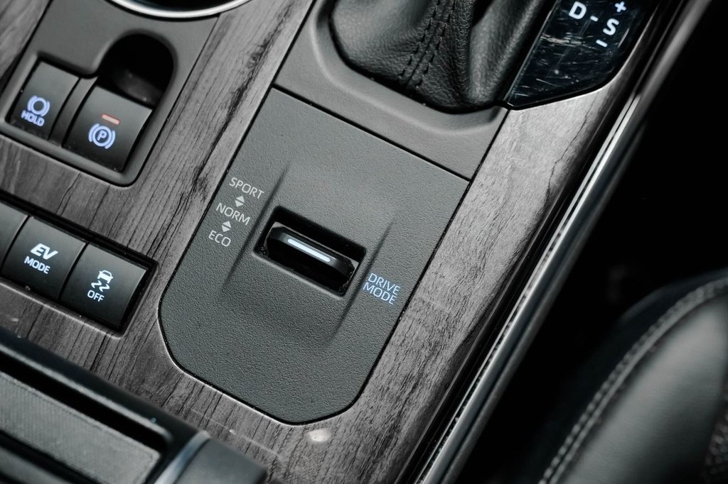 Used Toyota Highlander 2021 for sale - 77564002: Photo 45