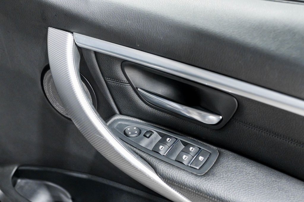 Used BMW 3 Series 2019 for sale - 76768474: Photo 12