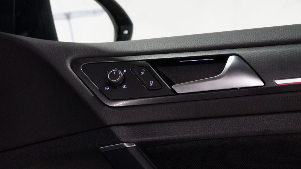 Used Volkswagen Golf 2019 for sale - 77642975: Photo 34