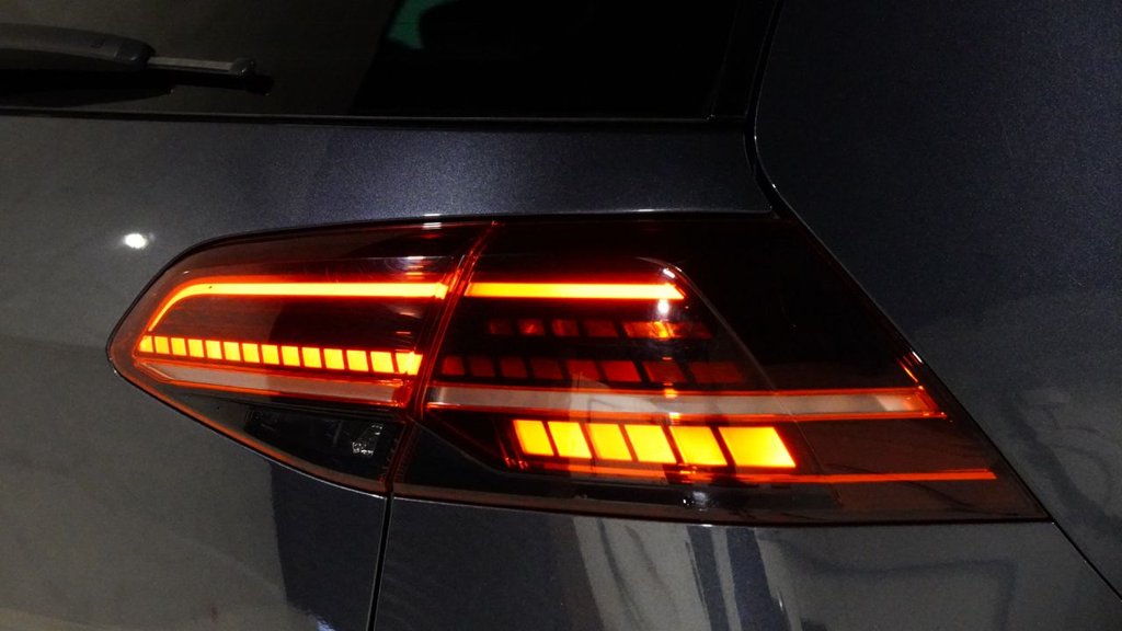 Used Volkswagen Golf 2019 for sale - 77642975: Photo 35