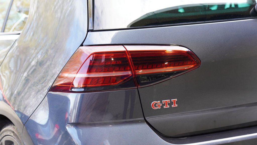 Used Volkswagen Golf 2019 for sale - 77642975: Photo 39