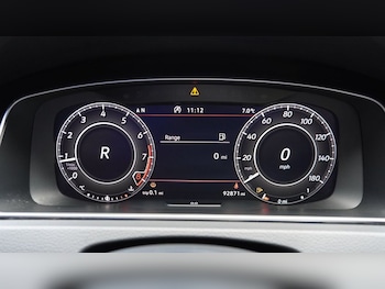 Used Volkswagen Golf 2019 for sale - 77642975: Photo