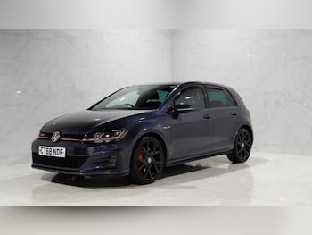 Used Volkswagen Golf 2019 for sale - 77642975: Photo