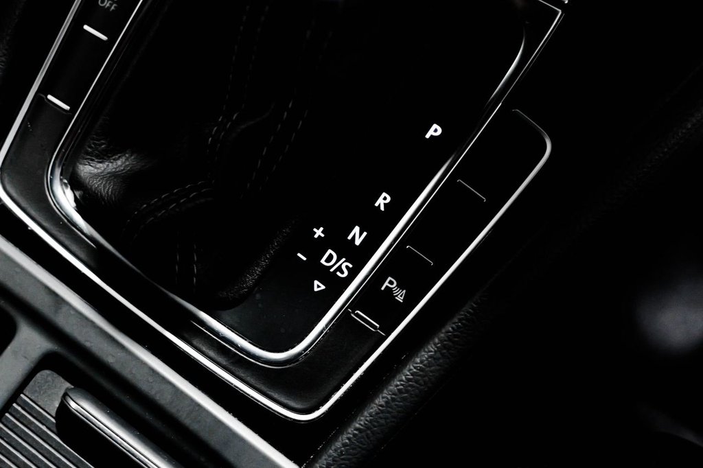 Used Volkswagen Golf 2018 for sale - 76546454: Photo 25