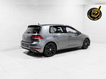 Used Volkswagen Golf 2018 for sale - 76546454: Photo