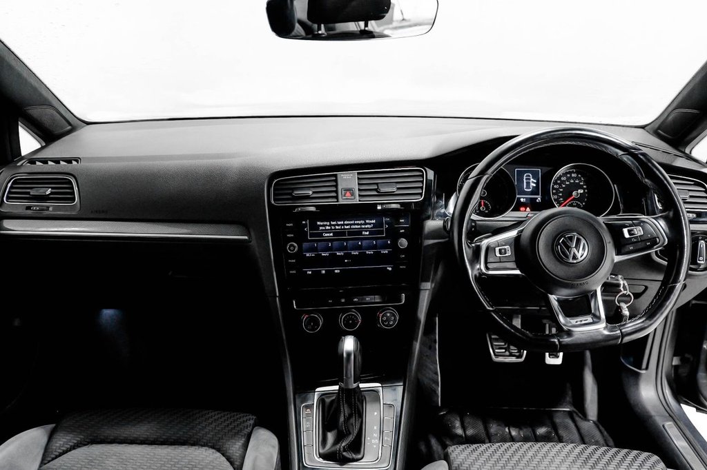 Used Volkswagen Golf 2018 for sale - 76546454: Photo 30