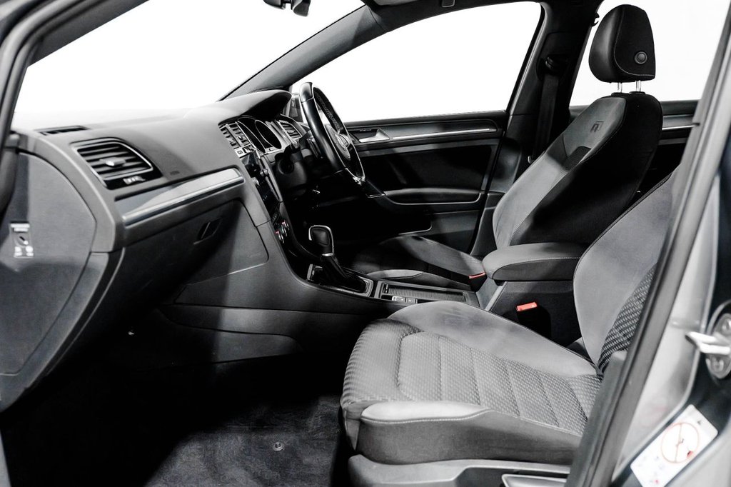 Used Volkswagen Golf 2018 for sale - 76546454: Photo 43