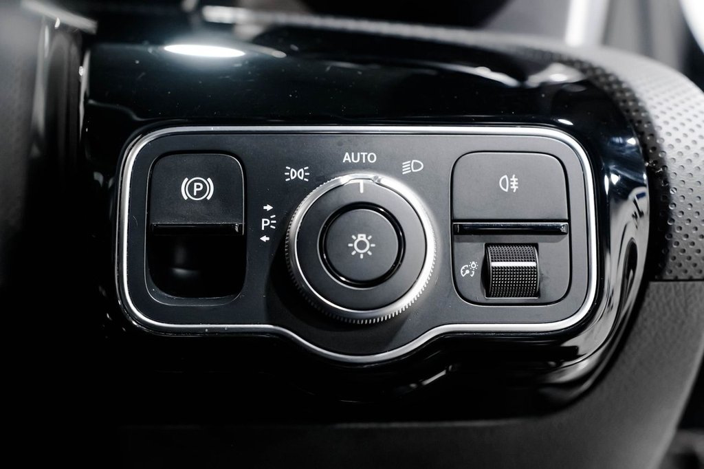 Used Mercedes-Benz A-Class 2019 for sale - 76482415: Photo 35