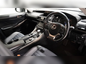 Used Lexus IS 2019 for sale - 78083218: Photo