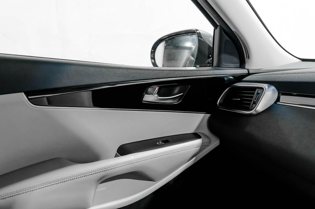 Used Kia Sorento 2015 for sale - 76416938: Photo 30