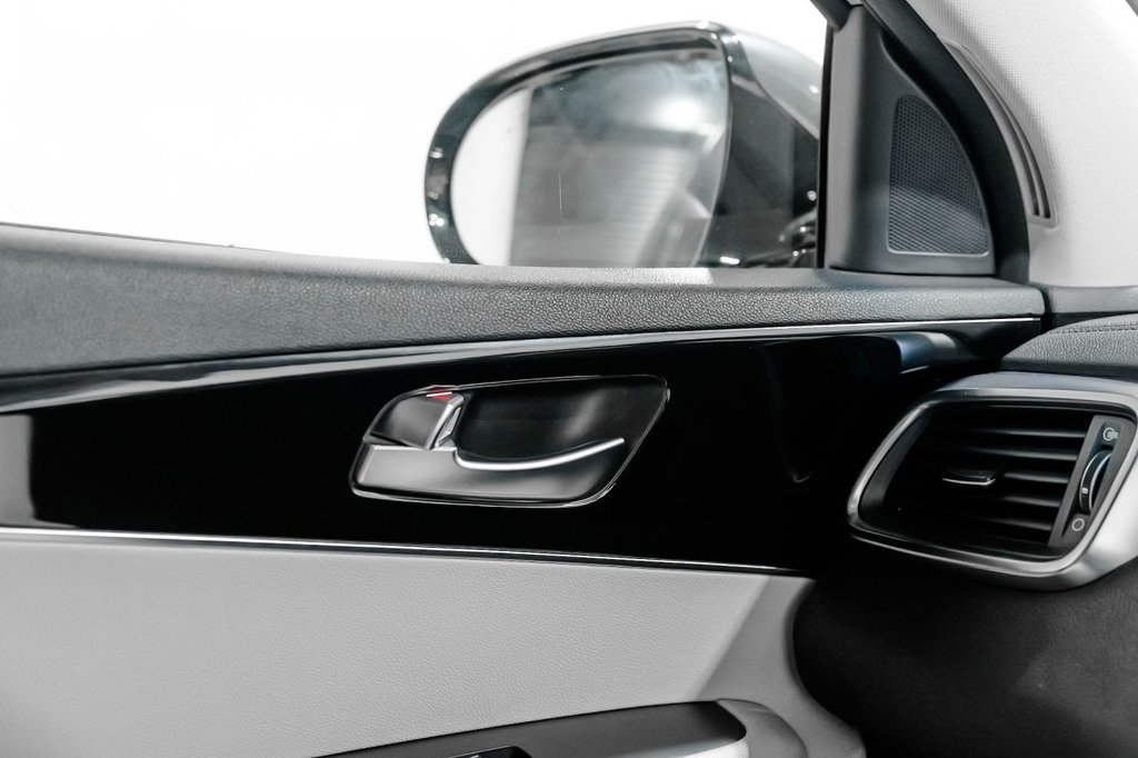 Used Kia Sorento 2015 for sale - 76416938: Photo 31