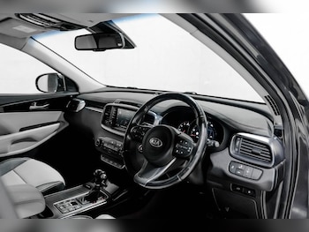 Used Kia Sorento 2015 for sale - 76416938: Photo