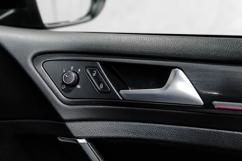 Used Volkswagen Golf 2017 for sale - 76417087: Photo 15