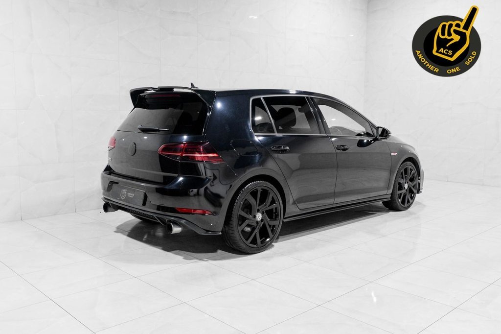 Used Volkswagen Golf 2017 for sale - 76417087: Photo 2