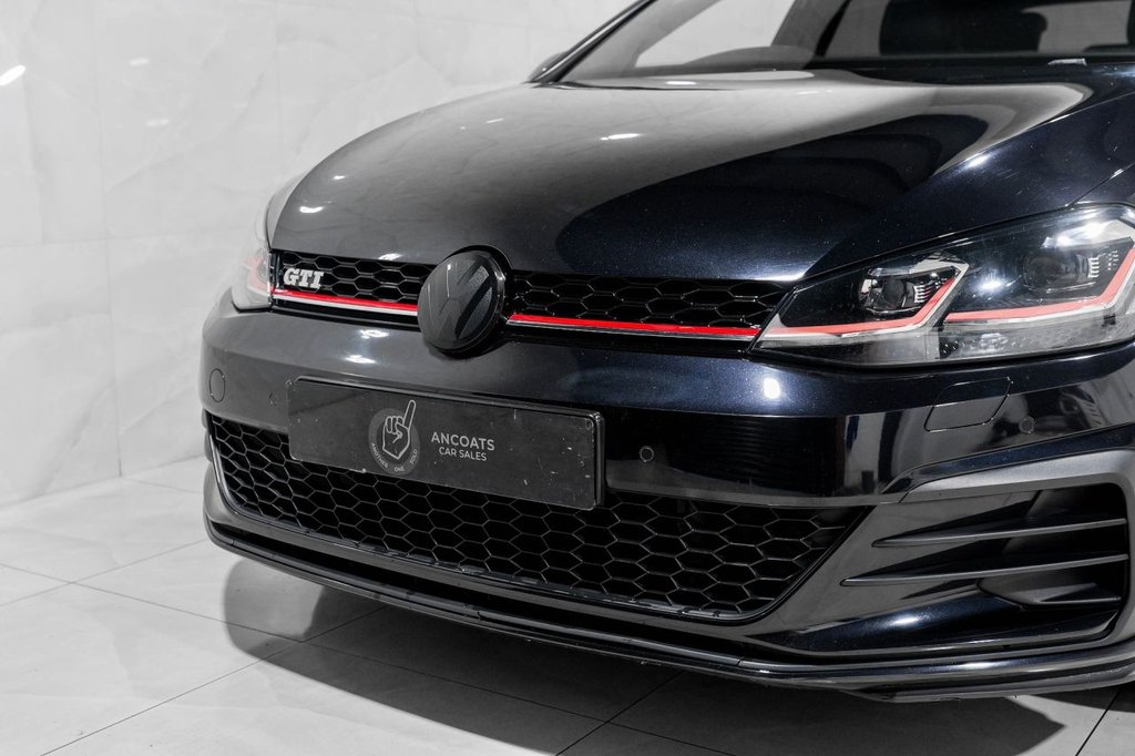 Used Volkswagen Golf 2017 for sale - 76417087: Photo 35