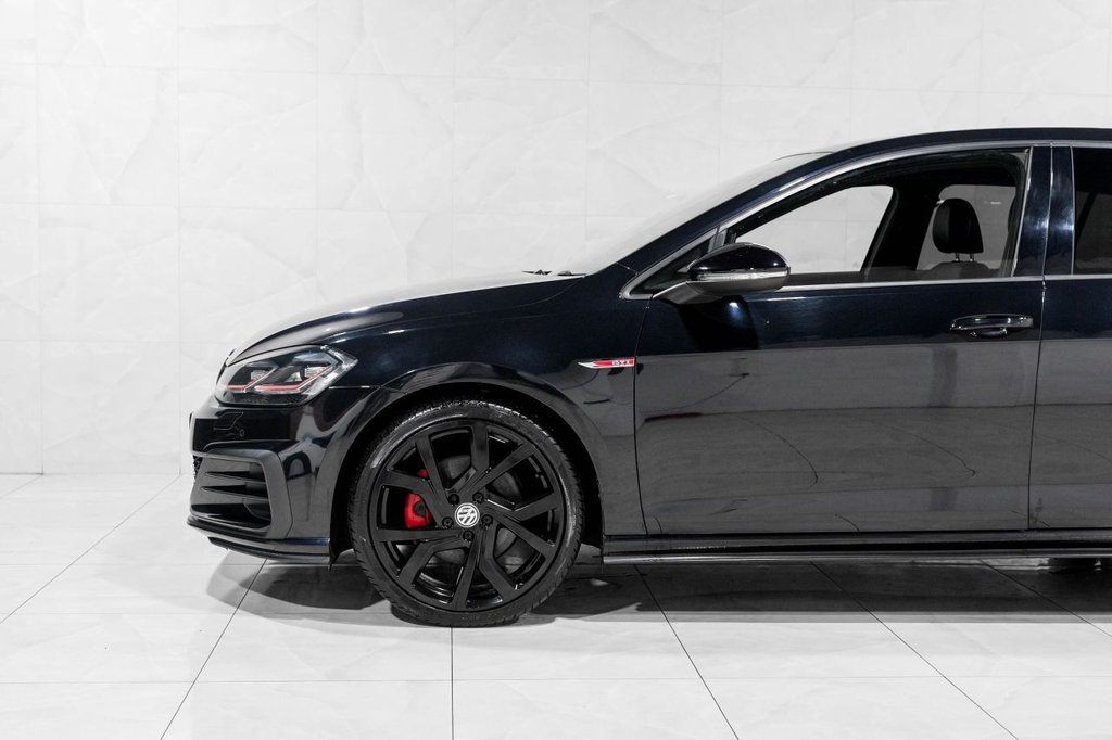 Used Volkswagen Golf 2017 for sale - 76417087: Photo 37