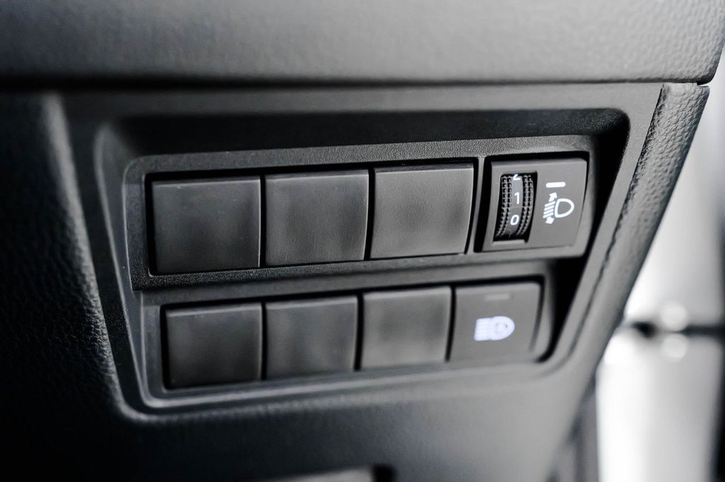 Used Toyota Yaris 2023 for sale - 76416963: Photo 16