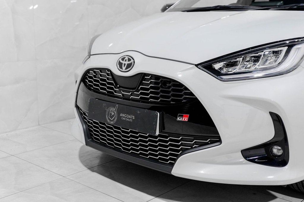 Used Toyota Yaris 2023 for sale - 76416963: Photo 35