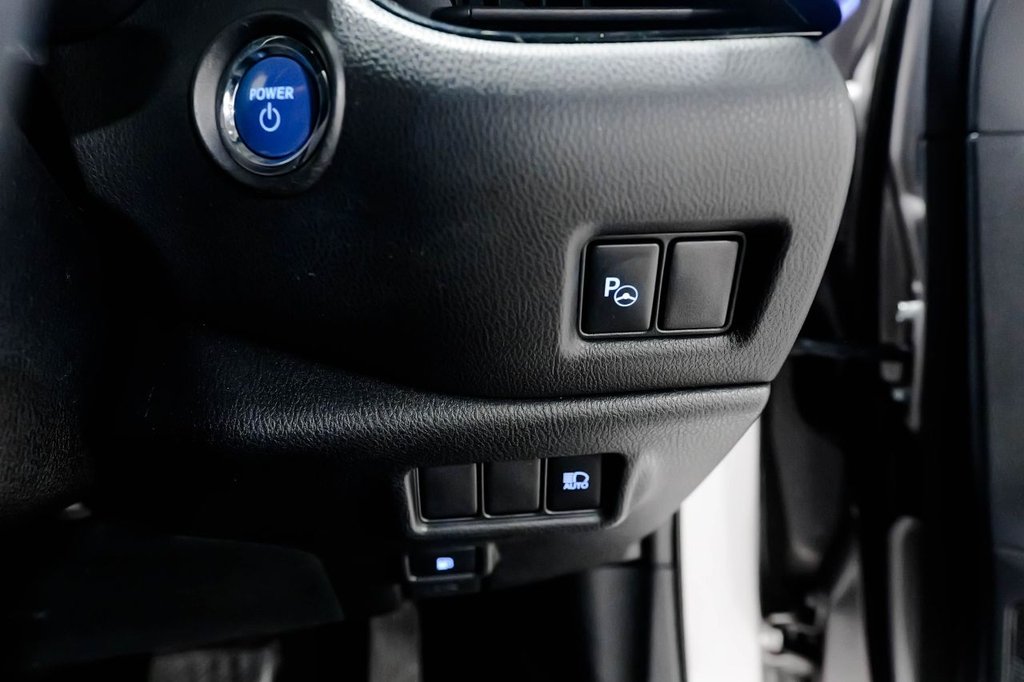 Used Toyota C-HR 2017 for sale - 77499174: Photo 16